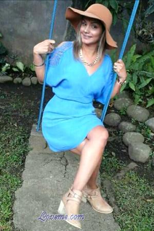 167639 - Michelle Age: 43 - Costa Rica