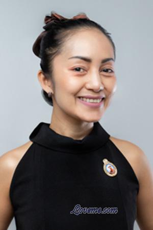 223143 - Narumon Age: 44 - Thailand