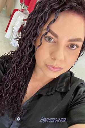 224155 - Silvia Age: 20 - Costa Rica