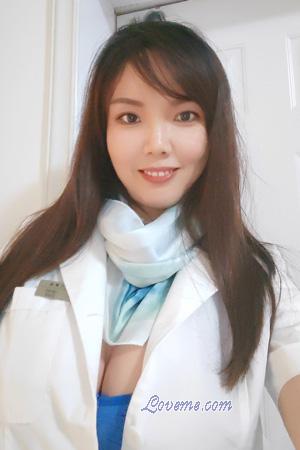 224412 - Lily Age: 35 - China