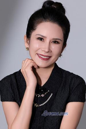 Ladies of Foshan City